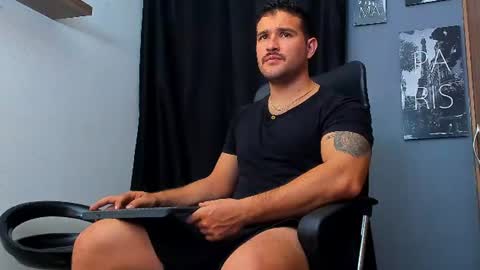Snapshot of andrewdiaz_ chatting on 07/23/26, 07:06 Andrew Diaz online show from 07/23/26, 07:06