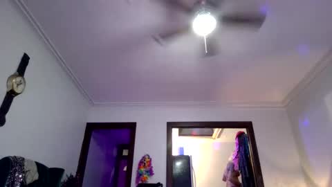 andrewgennie online show from 11/30/25, 04:05