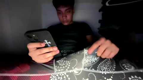 Snapshot of andrewhdez chatting on 03/12/25, 02:41 Andrew online show from 03/12/25, 02:41