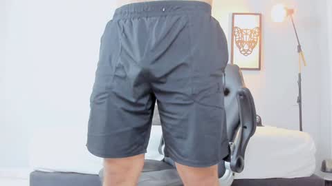 Andrewlamar21 online show from 01/04/25, 04:43