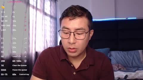 andrewmhilton_ online show from 10/24/25, 04:03