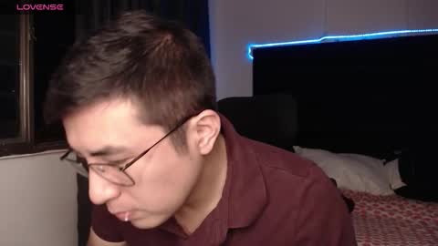 andrewmhilton_ online show from 02/17/26, 05:48