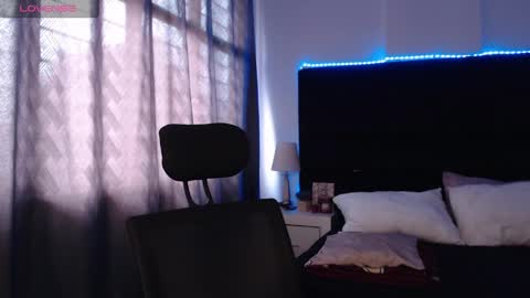 andrewmhilton_ online show from 03/23/26, 06:45