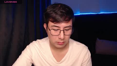 andrewmhilton_ online show from 03/25/26, 06:08