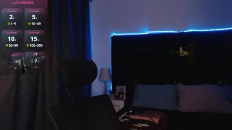 andrewmhilton_ online show from 04/12/26, 04:50