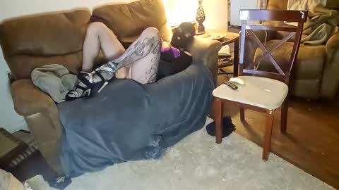 Snapshot of andrewo4277 chatting on 12/12/24, 02:48 andrewo4277 online show from 12/12/24, 02:48