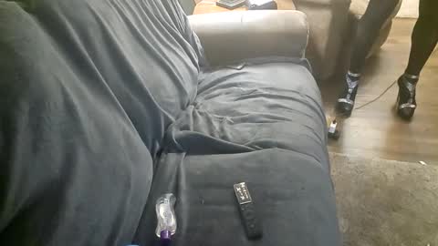 Snapshot of andrewo4277 chatting on 02/17/25, 02:20 andrewo4277 online show from 02/17/25, 02:20