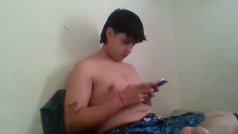 Snapshot of andrewsmile_ chatting on 09/27/25, 04:12 ANDREW online show from 09/27/25, 04:12