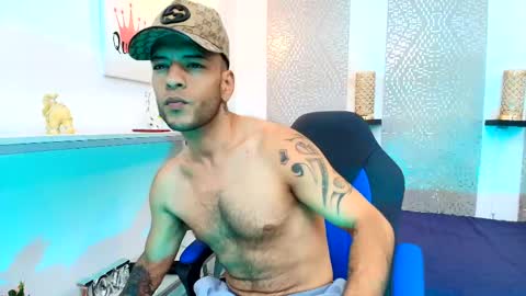   online show from 02/09/25, 07:30