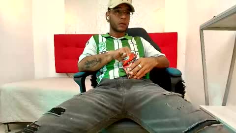   online show from 09/21/25, 08:43