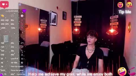 Snapshot of andrius_24 chatting on 10/06/25, 11:46 online show from 10/06/25, 11:46