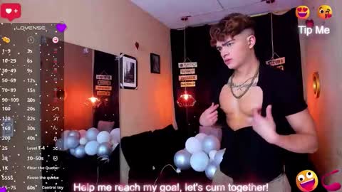 Snapshot of andrius_24 chatting on 10/18/25, 01:41 online show from 10/18/25, 01:41