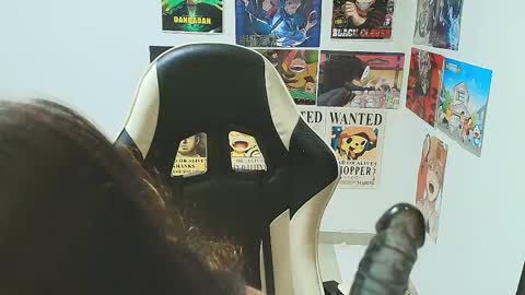   online show from 10/19/25, 02:23