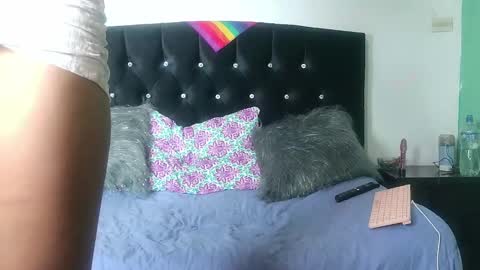 Snapshot of andromedashine chatting on 01/18/25, 09:24 vero paez online show from 01/18/25, 09:24