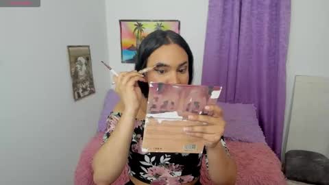 Snapshot of andrys_hot chatting on 10/21/25, 03:51 Andrys online show from 10/21/25, 03:51