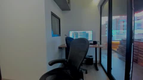 Snapshot of andy0pandi chatting on 02/26/25, 11:15 Andrew online show from 02/26/25, 11:15