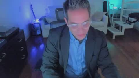 Snapshot of andy0pandi chatting on 07/10/26, 02:41 Andrew online show from 07/10/26, 02:41