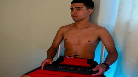 Andy online show from 01/03/25, 03:44