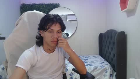 andy_dan1 online show from 01/30/25, 04:55