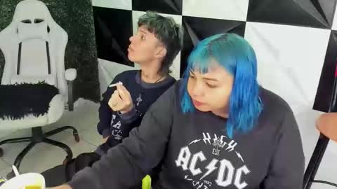 andy_dan1 online show from 01/13/26, 07:30