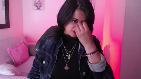 andy_eagleton_20 online show from 11/19/25, 03:06