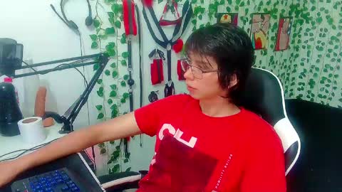 Andy Gray online show from 04/05/26, 04:04