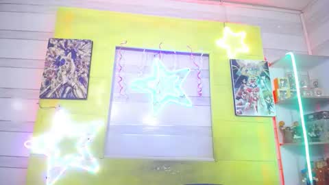 Snapshot of andy_staar18 chatting on 11/25/25, 07:03 andy online show from 11/25/25, 07:03