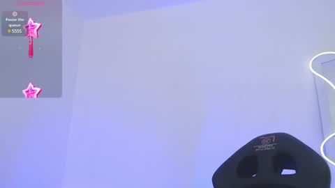 Snapshot of andy_tay1 chatting on 12/23/24, 08:33 Andy tay online show from 12/23/24, 08:33