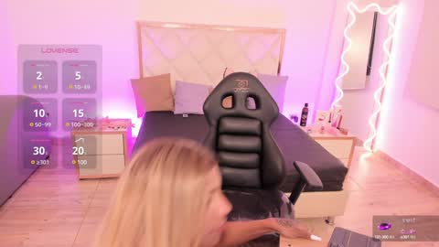 Snapshot of andy_tay1 chatting on 01/22/25, 03:09 Andy tay online show from 01/22/25, 03:09