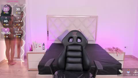 Snapshot of andy_tay1 chatting on 02/04/25, 03:54 Andy tay online show from 02/04/25, 03:54