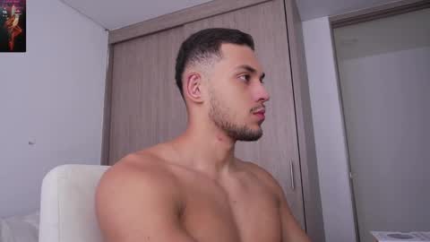 Snapshot of andy_weld chatting on 10/28/25, 03:25 my onlyfans online show from 10/28/25, 03:25