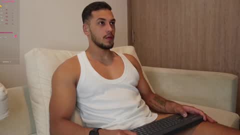 Snapshot of andy_weld chatting on 11/06/25, 11:48 my onlyfans online show from 11/06/25, 11:48