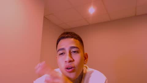 andy_xtralarge online show from 02/18/25, 07:30