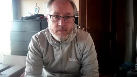 Snapshot of andyberg8 chatting on 02/23/25, 12:16 Andy online show from 02/23/25, 12:16