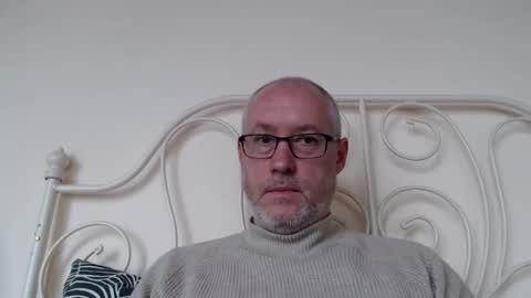 Snapshot of andyberg8 chatting on 02/21/26, 11:22 Andy online show from 02/21/26, 11:22