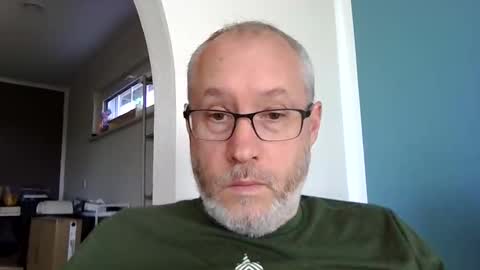 Snapshot of andyberg8 chatting on 05/22/26, 06:53 Andy online show from 05/22/26, 06:53