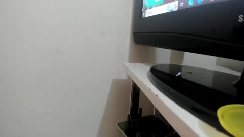 Snapshot of andyf_5795 chatting on 12/08/24, 04:39 andy online show from 12/08/24, 04:39