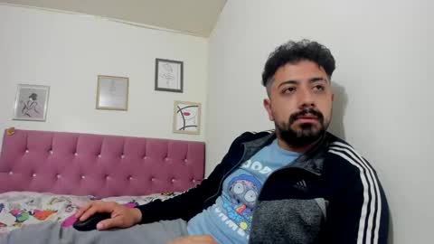 Snapshot of andyf_5795 chatting on 12/12/24, 07:08 andy online show from 12/12/24, 07:08