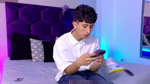 andyjustgame  online show from 04/07/26, 04:24