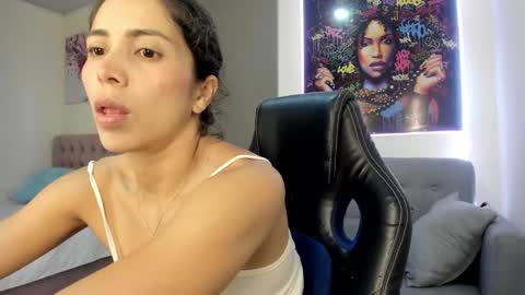 Andrea online show from 10/30/25, 08:42