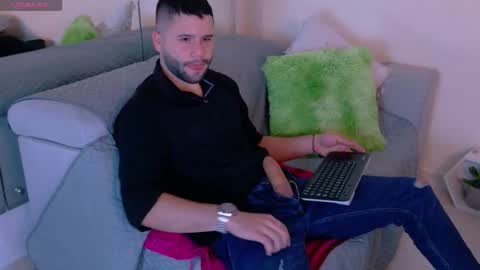 Snapshot of andyknoxx chatting on 02/06/26, 05:12 Andy online show from 02/06/26, 05:12