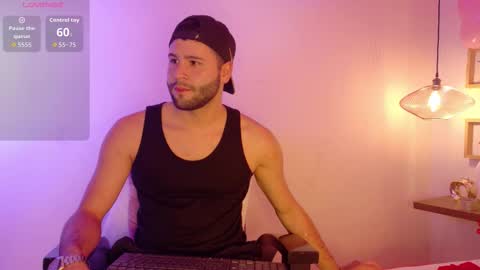 Snapshot of andyknoxx chatting on 02/18/26, 08:27 Andy online show from 02/18/26, 08:27