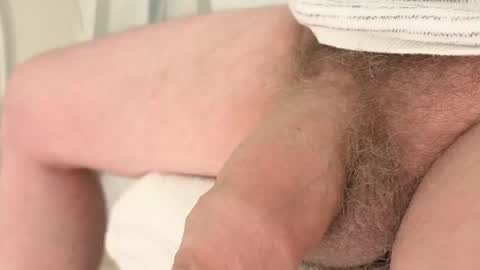 Snapshot of andyvue chatting on 02/09/26, 04:00 andy online show from 02/09/26, 04:00