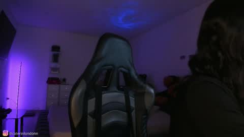      online show from 01/11/26, 03:11