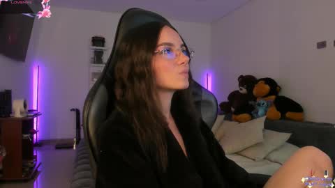      online show from 03/12/26, 02:39