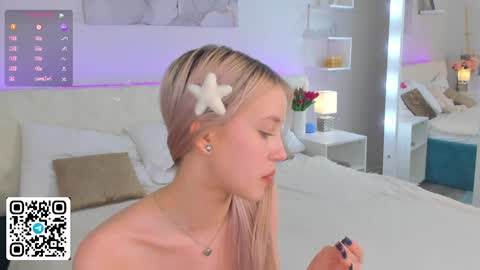 Snapshot of anellyball_ chatting on 06/03/26, 02:33 Anelly online show from 06/03/26, 02:33