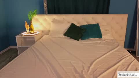 Snapshot of anellyball_ chatting on 07/06/26, 01:13 Anelly online show from 07/06/26, 01:13