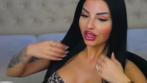 Anne online show from 01/19/25, 07:37