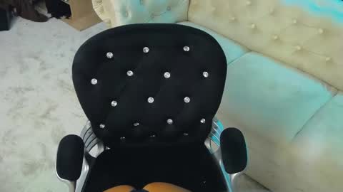 Anne online show from 02/18/25, 06:15