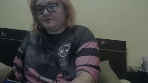 Snapshot of aneris17 chatting on 10/30/25, 07:47 Aneris online show from 10/30/25, 07:47